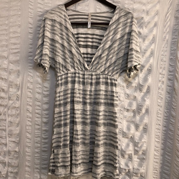 SALE Water Water Every Wear Swim Cover - Picture 1 of 4